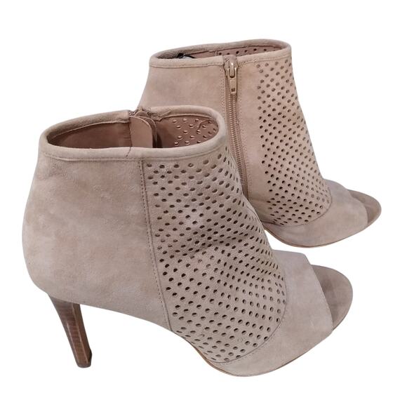 [H474] Audrey Brooke Tan Ankle Booties with Perforated Peep Toe Heels, Size 9.5 - Picture 2 of 6